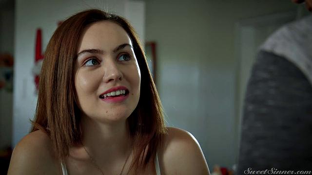 Будильник? Нет, это просто Кристина разбудила жениха горячим сексом, а его сводная сестра слушает в шкафу и мечтает не проспать такой кайф!