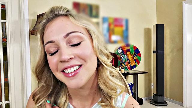 Stepmom Busts Amateurs