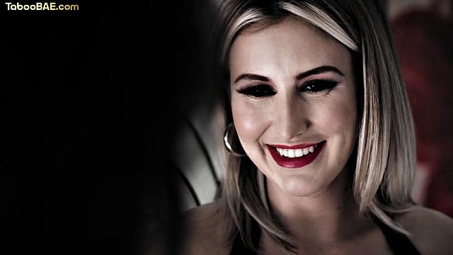 Stunning babe pussylicked by her GF