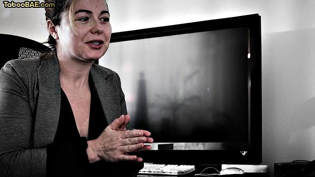 Stunning babe pussylicked by her GF