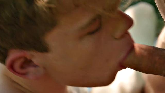 Our guys trekking and decide stop and light fire to cook with. Guys send Leo Ocean build fire but Leo is useless at it can't get it to light.