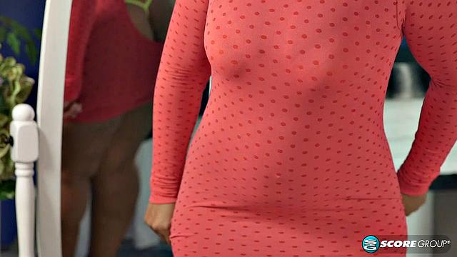 LaReina жарит Майами - отсос, что аж пляж плавится