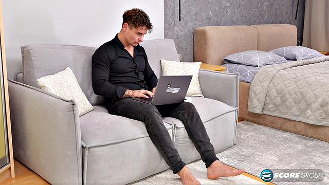 Mom Malusha, 52, is very passionate about it. She proves it here