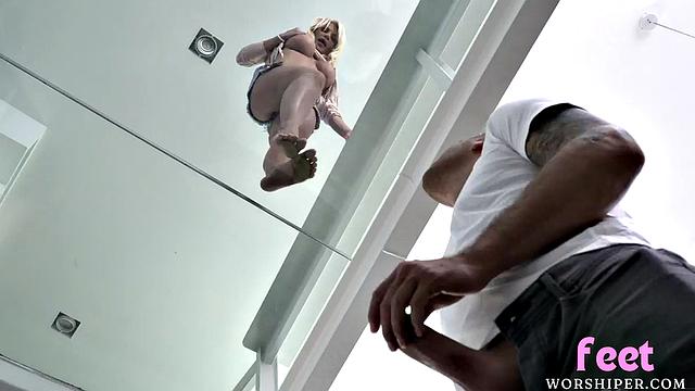 Big-titted MILF foot-licked and cunt-fucked