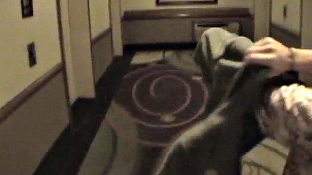 гляжу как подруга ковыряется в киске - лучше любого кино