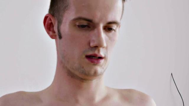 Seducing masseur pleasing client in mossionary