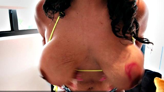 Bimbo Time With Kaya