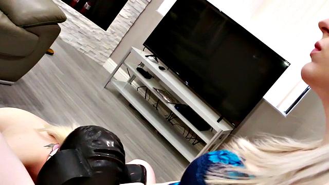 Trans domina deepthroated by masked sub in pup play