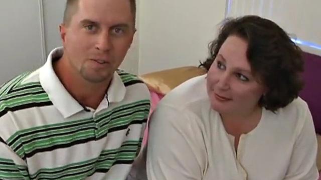 Mature Kira Loves the Meat