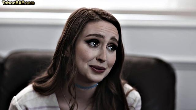 Cockhungry sluts sharing in 3some