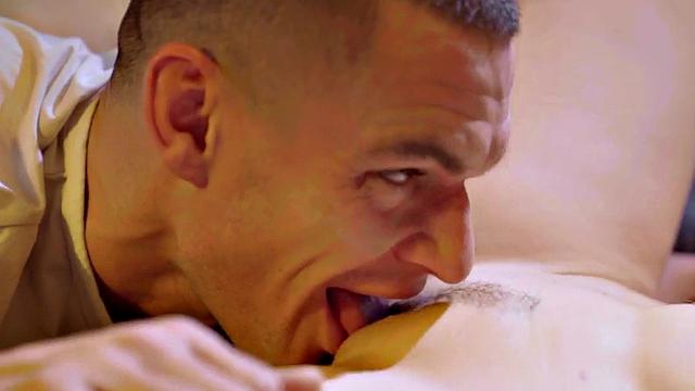 Amateur Asian cockriding guy