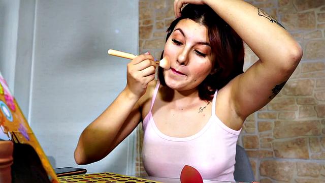 POV teen in solo scene