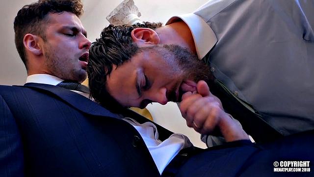 Making It Big: The Hot Roommate