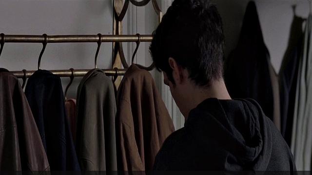 Lily-Rose Depp topless, Laetitia Casta scene