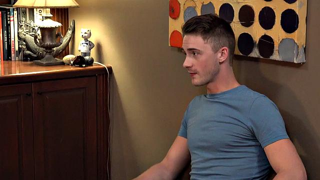 Office bottom spreads legs and takes twunk's cock