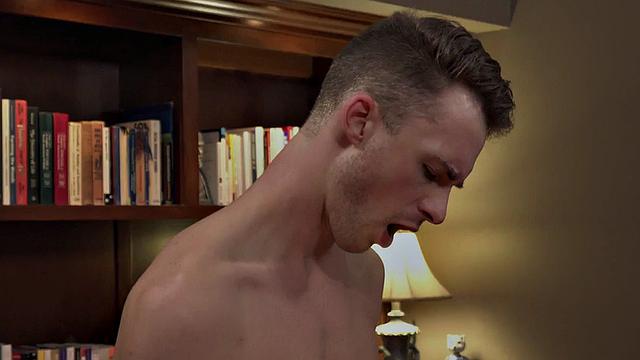 Office bottom spreads legs and takes twunk's cock