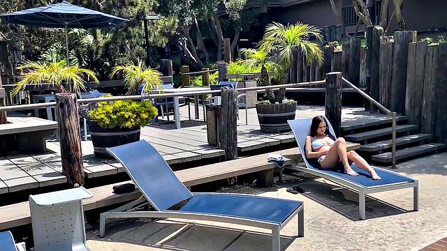 Jasmine is wild for blowjobs