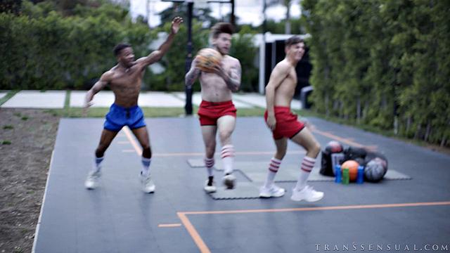 Threesome Foreplay On The Basketball Court