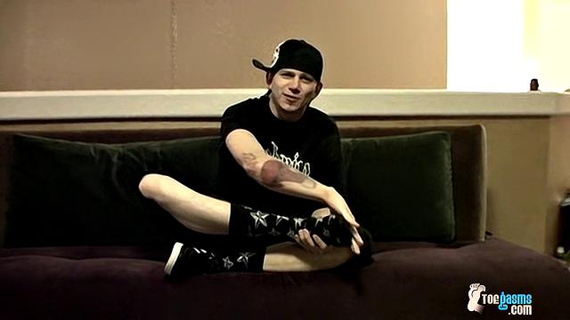 Sticky Feet Featuring Str8 Ian - Ian Madrox