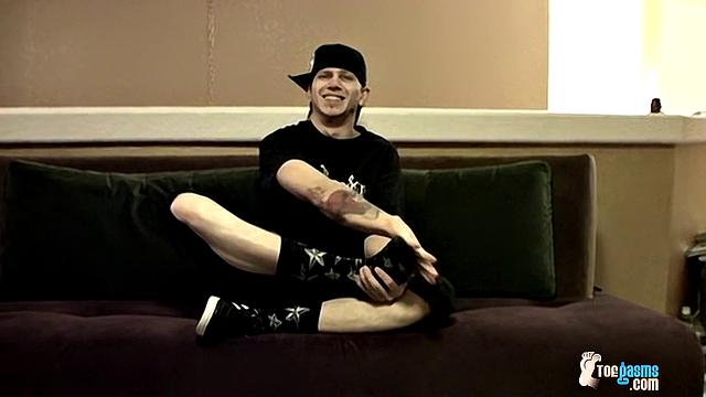 Sticky Feet Featuring Str8 Ian - Ian Madrox