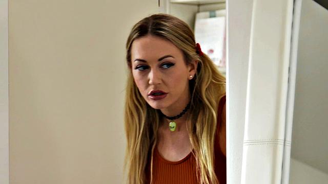 Mega Hot Vanessa Sky Rides And Sucks A Huge Cock - ZeroToleranceFilms