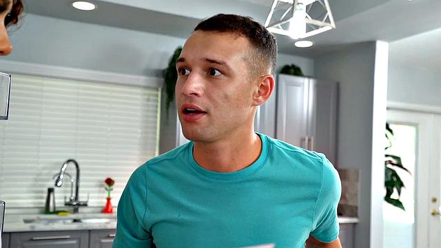 Round booty ebony MILF riding cock