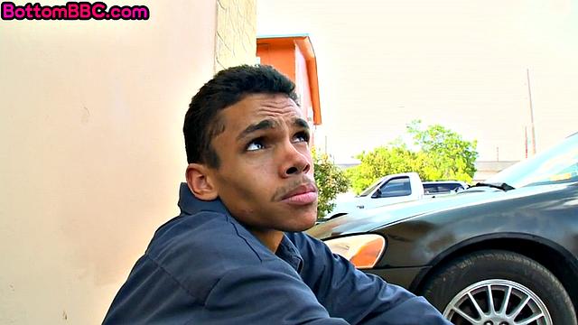 Ebony straight agrees to blowjob