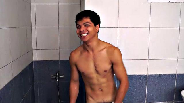 A veteran in Asian gay porn, Vahn Valdez steps outdoors and out of her clothes in front of our camera for some time alone with you.