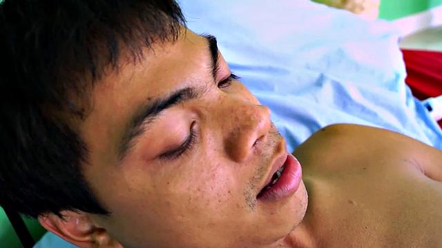 A veteran in Asian gay porn, Vahn Valdez steps outdoors and out of her clothes in front of our camera for some time alone with you.