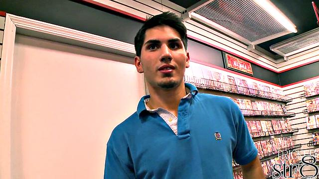 Facial triced str8 dude in passionate gloryhole BJ