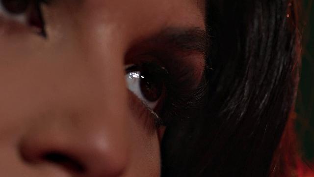 TRANSFIXED - Trans Lesbian Zariah Aura RAW DOGGY Fucks Photographer Tommy King