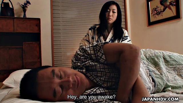 Wife Emiko Koike gets pleased by her hard