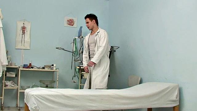 Babe Fucks Old Doctor