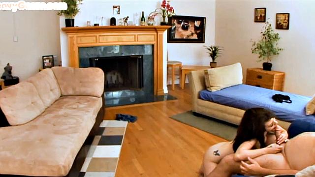 Homemade petite lady banged in anal in doggystyle