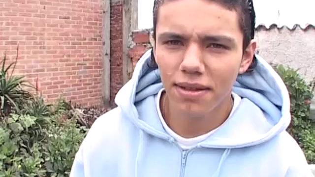 Trend calls his friend Eduardo over for a car problem, and help out. Eduardo gets things running, Trend drives him home.