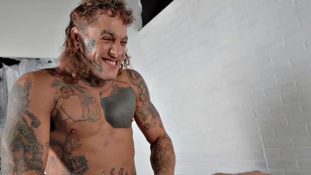 Dominant tattooed jock fucks deepthroating bottom