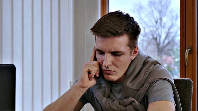 Блондинка Камила Кремпай устраивает жару в хостеле - соседи только вздыхают