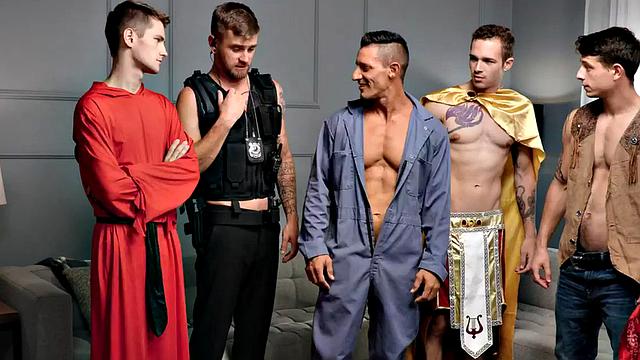 Barebacked studs fuck in group with BFF