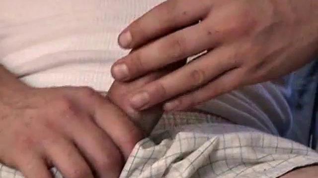 watch bradley shaw stroke his cock and show off for the camera