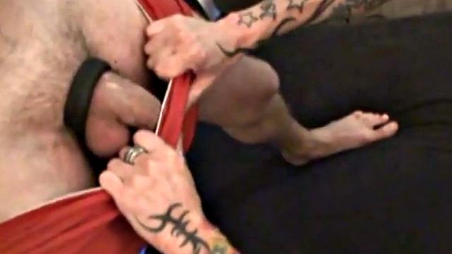 Tattooed German skinny stud rims BF before oral pleasure