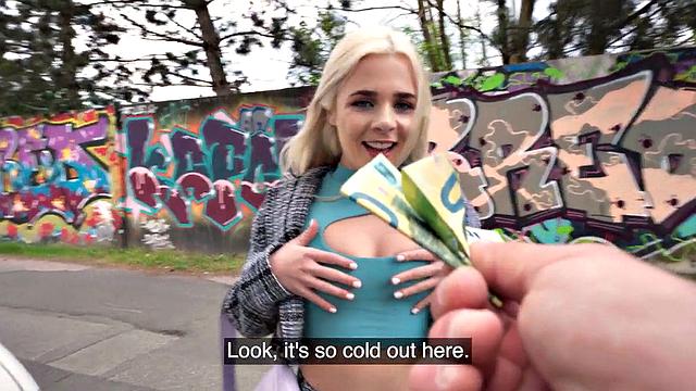 21yo blondie deepthroating POV