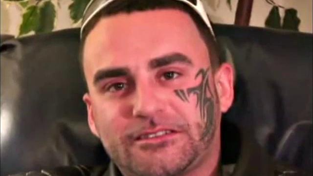 Бобби трудяга - мужики работают руками и шутят по-взрослому