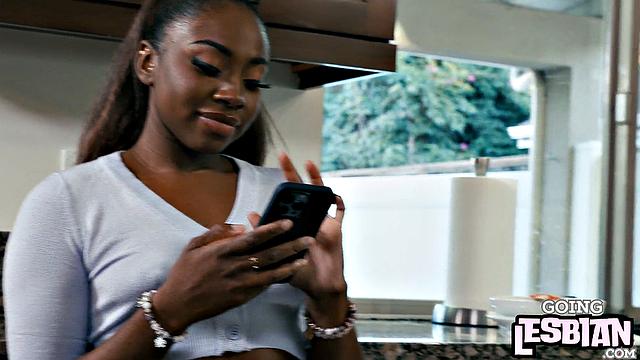 Big-titted blonde lesbian squirting