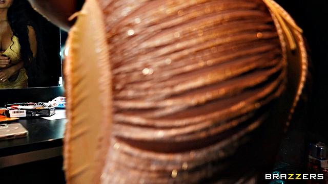 A Day With Luna & Sara