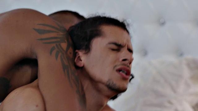 Gay double anal with handsome bottom deepthroating