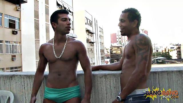 Vitor BareBangs Miguel