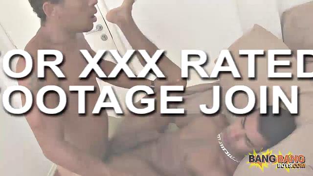 Vitor BareBangs Miguel