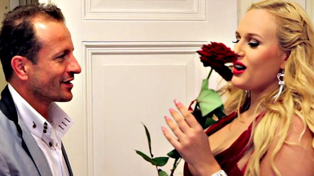 Sizzling Kitchen Sex