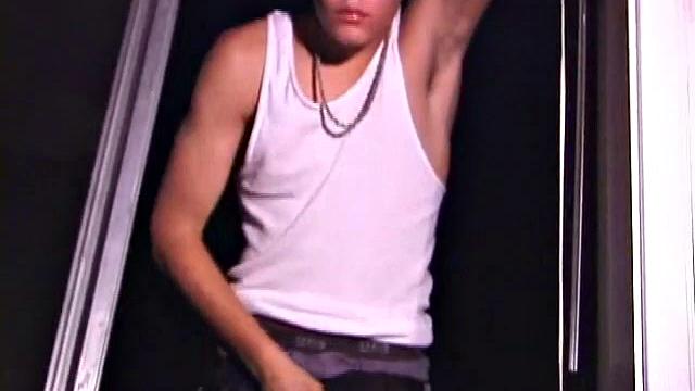 Exhibitionist Jerking Off Outside