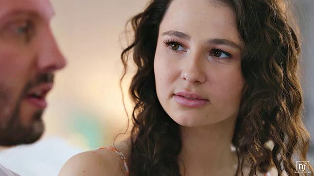 My Roommate Has A Crush - S45:E15